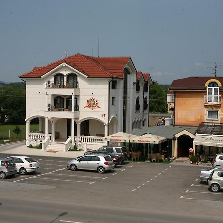 Hotel Villa Viktorija Banja Luka Exteriör bild