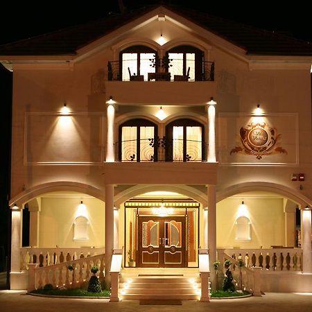 Hotel Villa Viktorija Banja Luka Exteriör bild