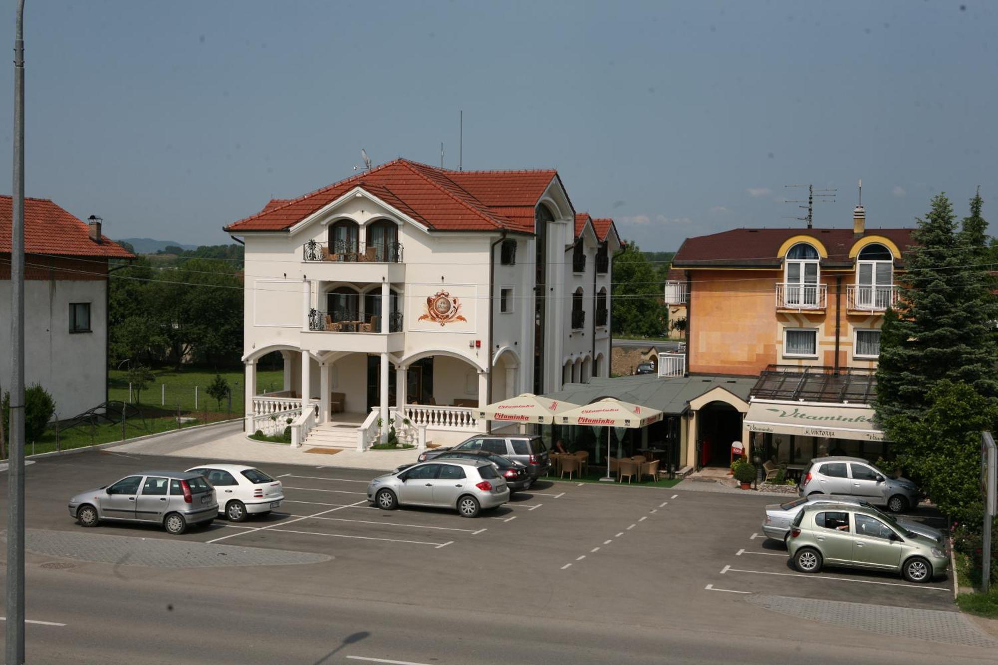 Hotel Villa Viktorija Banja Luka Exteriör bild
