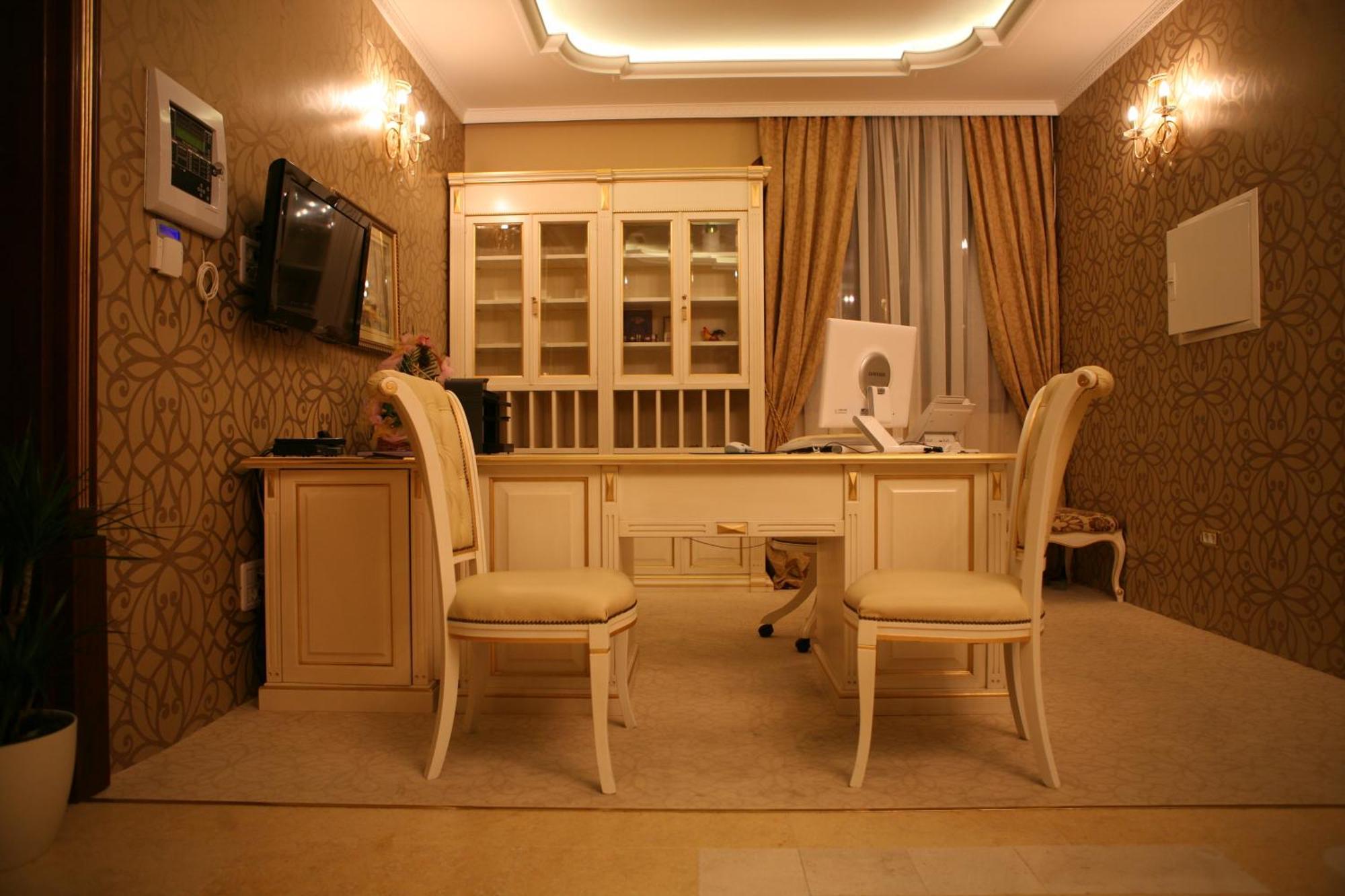 Hotel Villa Viktorija Banja Luka Exteriör bild